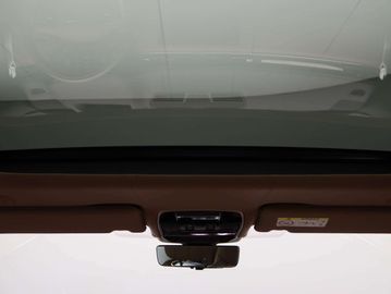 Car image 36