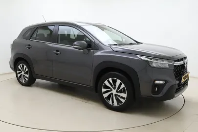 Car image 2
