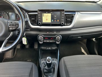 Car image 15