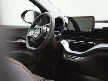 Car image 31