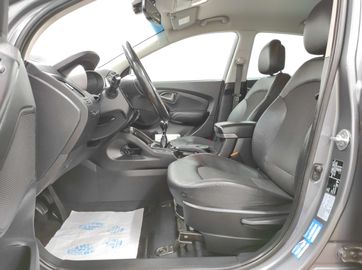 Car image 31