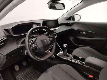 Car image 10