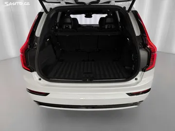 Car image 34