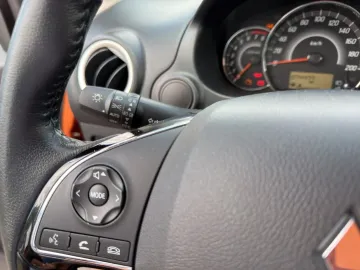 Car image 29