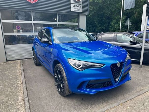 Alfa Romeo Stelvio V6 2.9 Bi-Turbo Quadrifoglio 375 kW image number 2