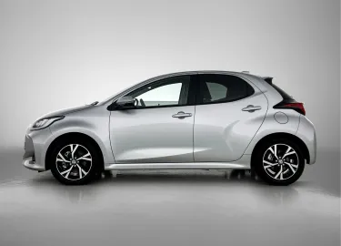 Car image 3