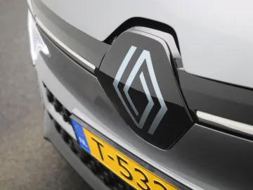 Car image 36