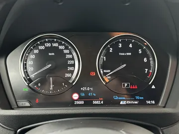Car image 34