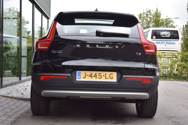 Volvo XC40 T3 120 kW image number 36