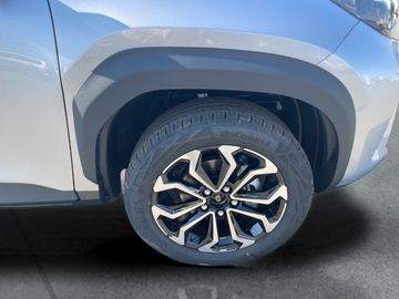 Car image 18