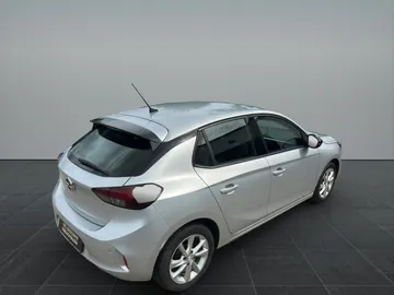 Car image 32