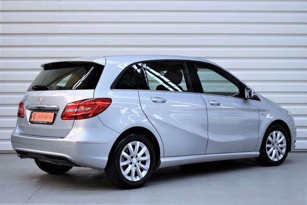 Mercedes-Benz B 200 115 kW image number 4