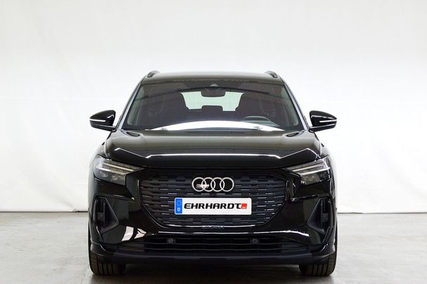 Audi Q4 45 quattro e-tron S tronic S-line 195 kW image number 2