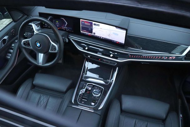 BMW X7 xDrive40i 280 kW image number 18