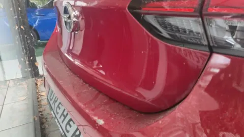 Car image 29