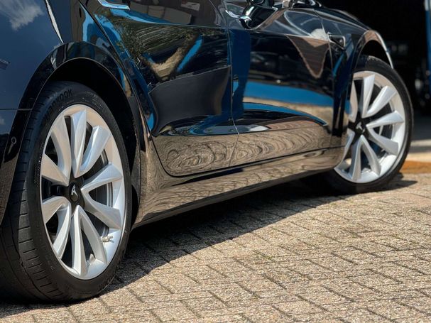 Tesla Model 3 Long Range AWD 258 kW image number 9