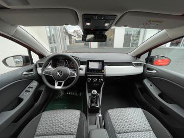 Car image 10