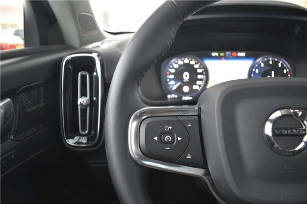 Volvo XC40 T3 Inscription 120 kW image number 17