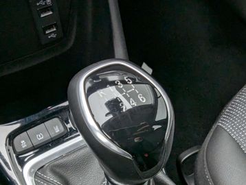 Car image 33