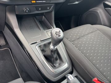 Car image 23