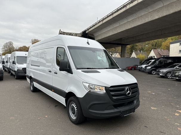 Mercedes-Benz Sprinter 317 CDI RWD 125 kW image number 2