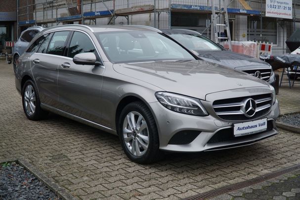 Mercedes-Benz C 400 T 4Matic 245 kW image number 3