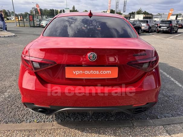 Alfa Romeo Giulia 2.2 AT8 140 kW image number 6