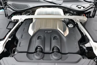 Car image 36