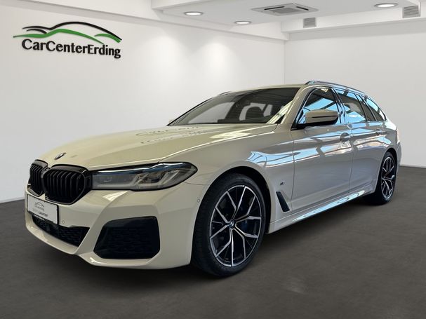 BMW 530d Touring M Sport xDrive 210 kW image number 1