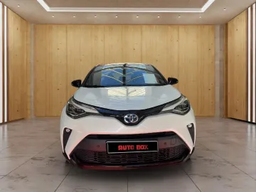 Car image 3
