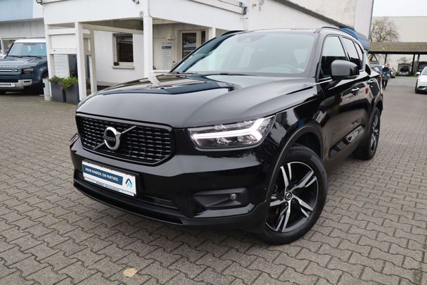 Volvo XC40 T3 115 kW image number 1