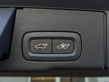 Car image 41