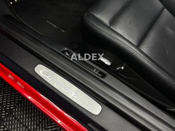 Car image 35