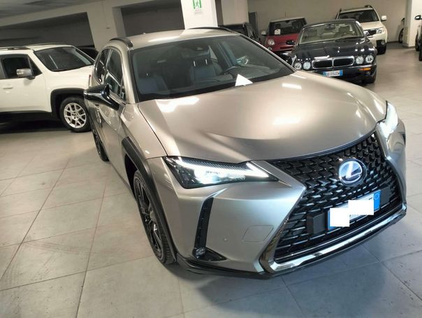 Lexus UX 250h 107 kW image number 3