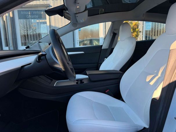 Tesla Model 3 AWD 324 kW image number 11