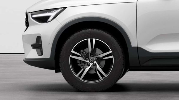 Volvo XC40 B3 Plus Dark 120 kW image number 5