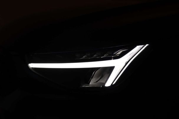 Volvo XC40 B3 Dark Ultimate 120 kW image number 11