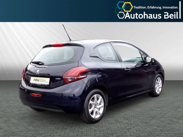 Peugeot 208 PureTech 68 Access 50 kW image number 3