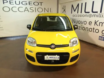 Car image 4