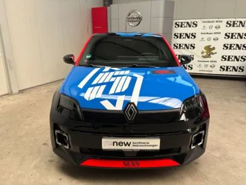 Car image 2