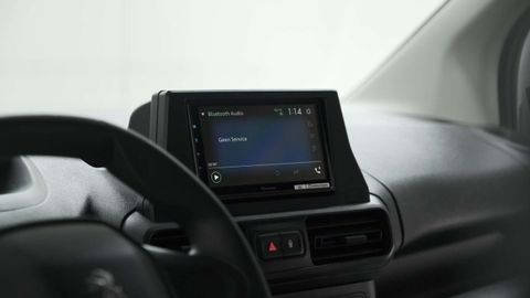 Car image 38