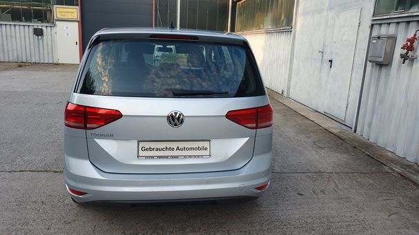 Volkswagen Touran DSG 85 kW image number 4