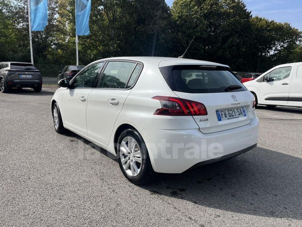 Peugeot 308 1.2 PureTech 110 Active 81 kW image number 2