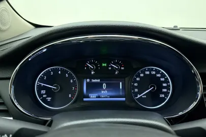Car image 29