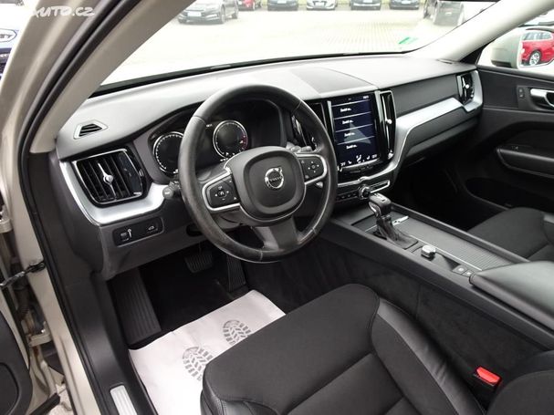 Volvo XC60 D4 Momentum AWD 140 kW image number 5