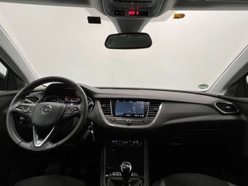 Car image 31