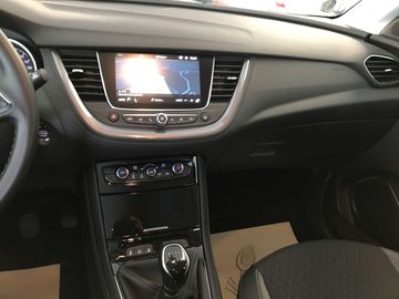 Car image 23