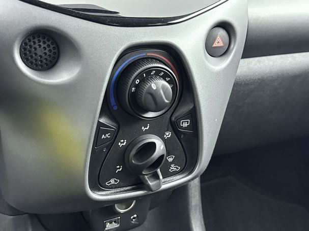 Toyota Aygo 53 kW image number 9