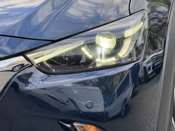 Car image 26