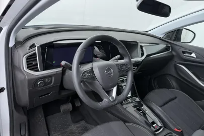 Car image 50